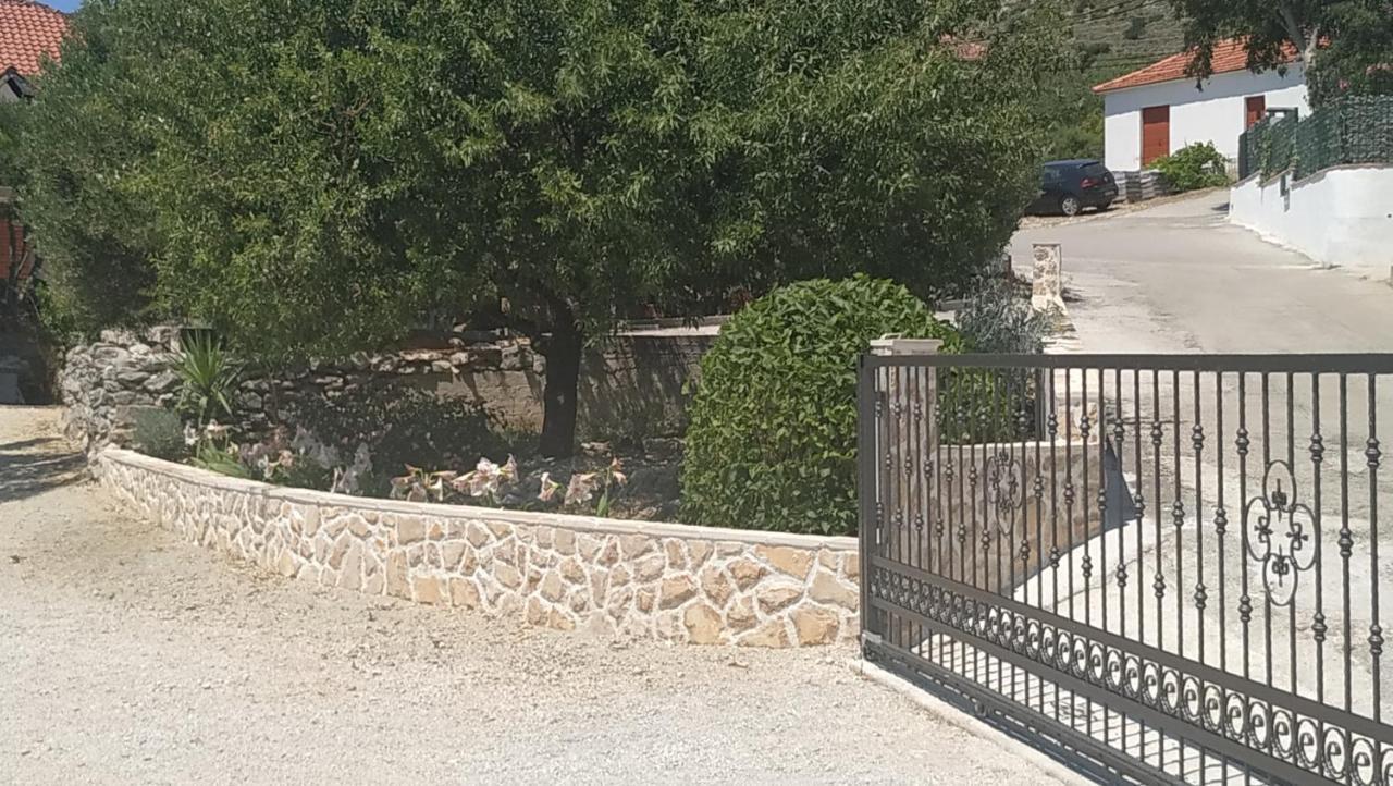 Apartment Nives Trogir Exterior foto